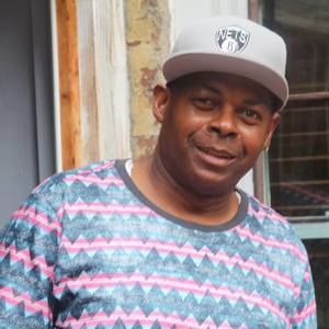 Meet your Posher, Leon